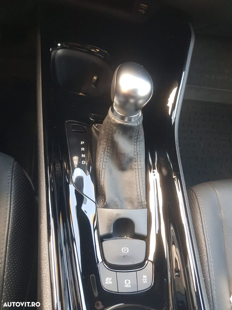 Toyota C-HR 2.0 HSD 184 CP 4x2 CVT C-lassy - 7