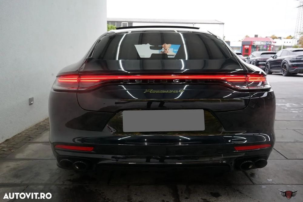 Porsche Panamera 4 E-Hybrid Platinum Edition - 18