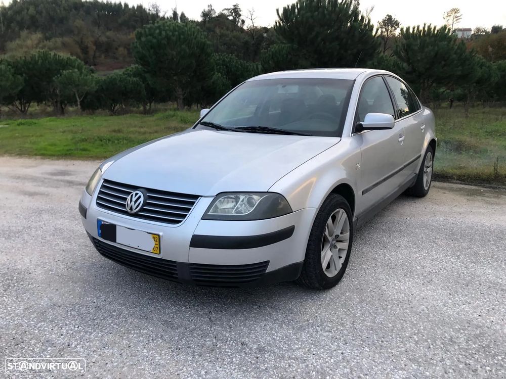 VW Passat - 1