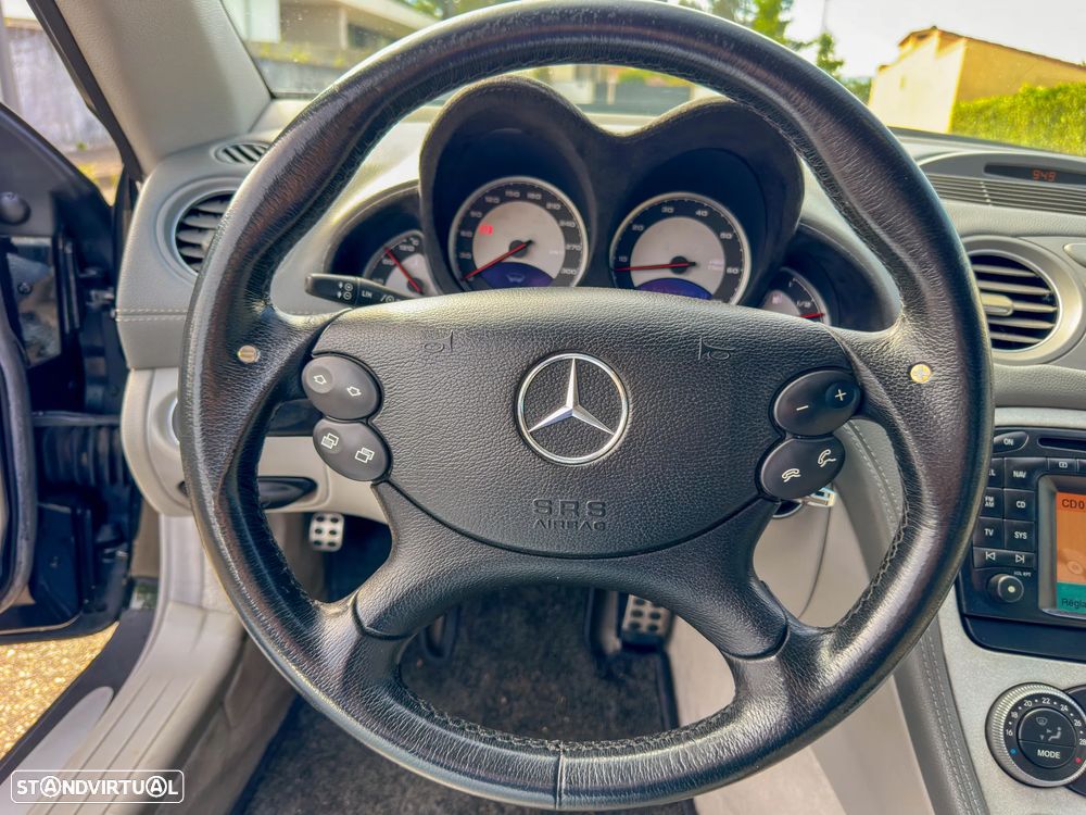 Mercedes-Benz SL 55 AMG - 25