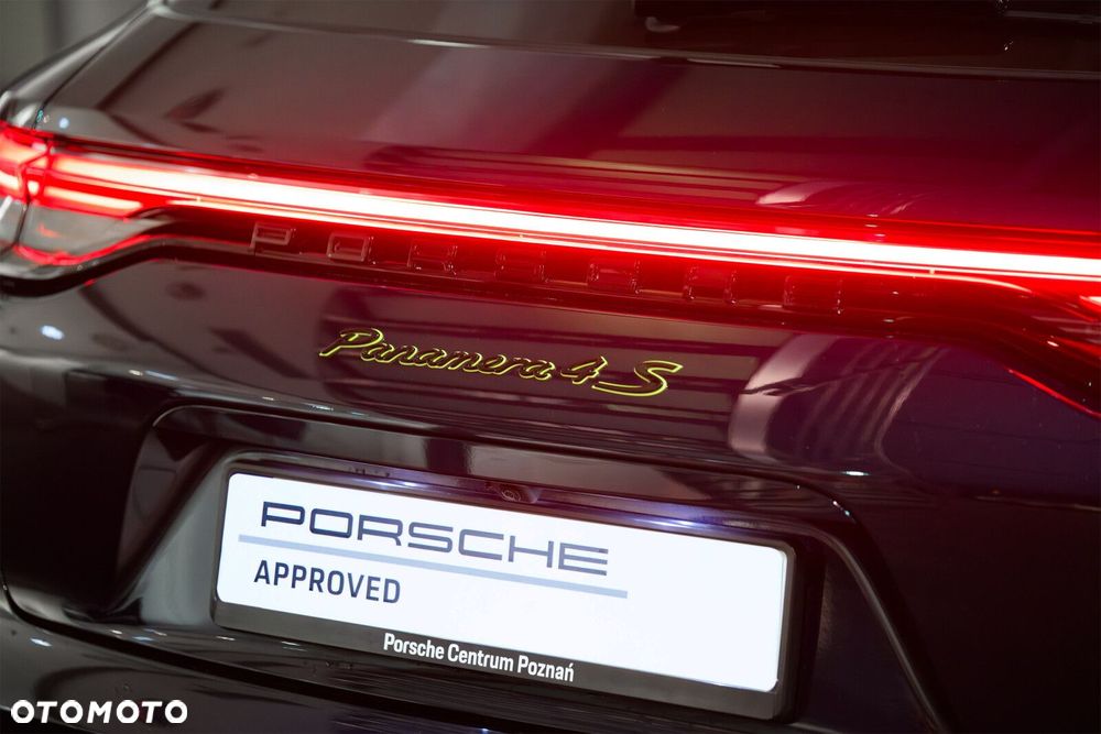 Porsche Panamera - 23