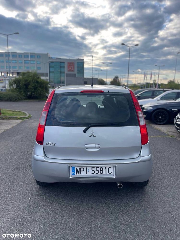 Mitsubishi Colt - 5