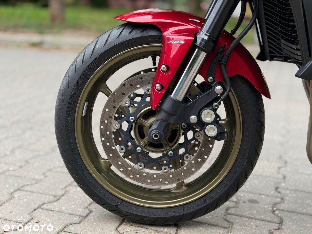 Yamaha FZ - 15