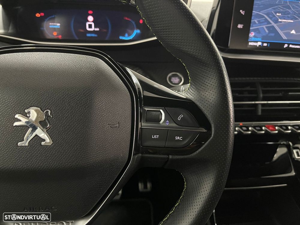 Peugeot 2008 1.2 PureTech GT - 37