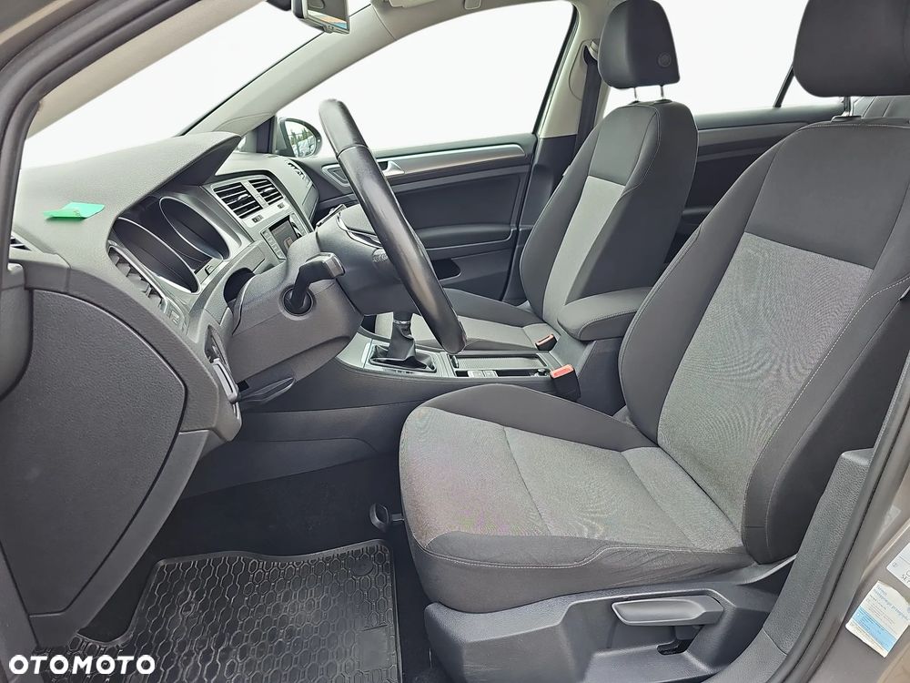 Volkswagen Golf 1.2 TSI BMT Trendline EU6 - 10