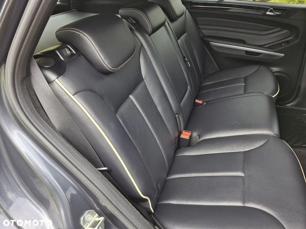 Mercedes-Benz ML - 13