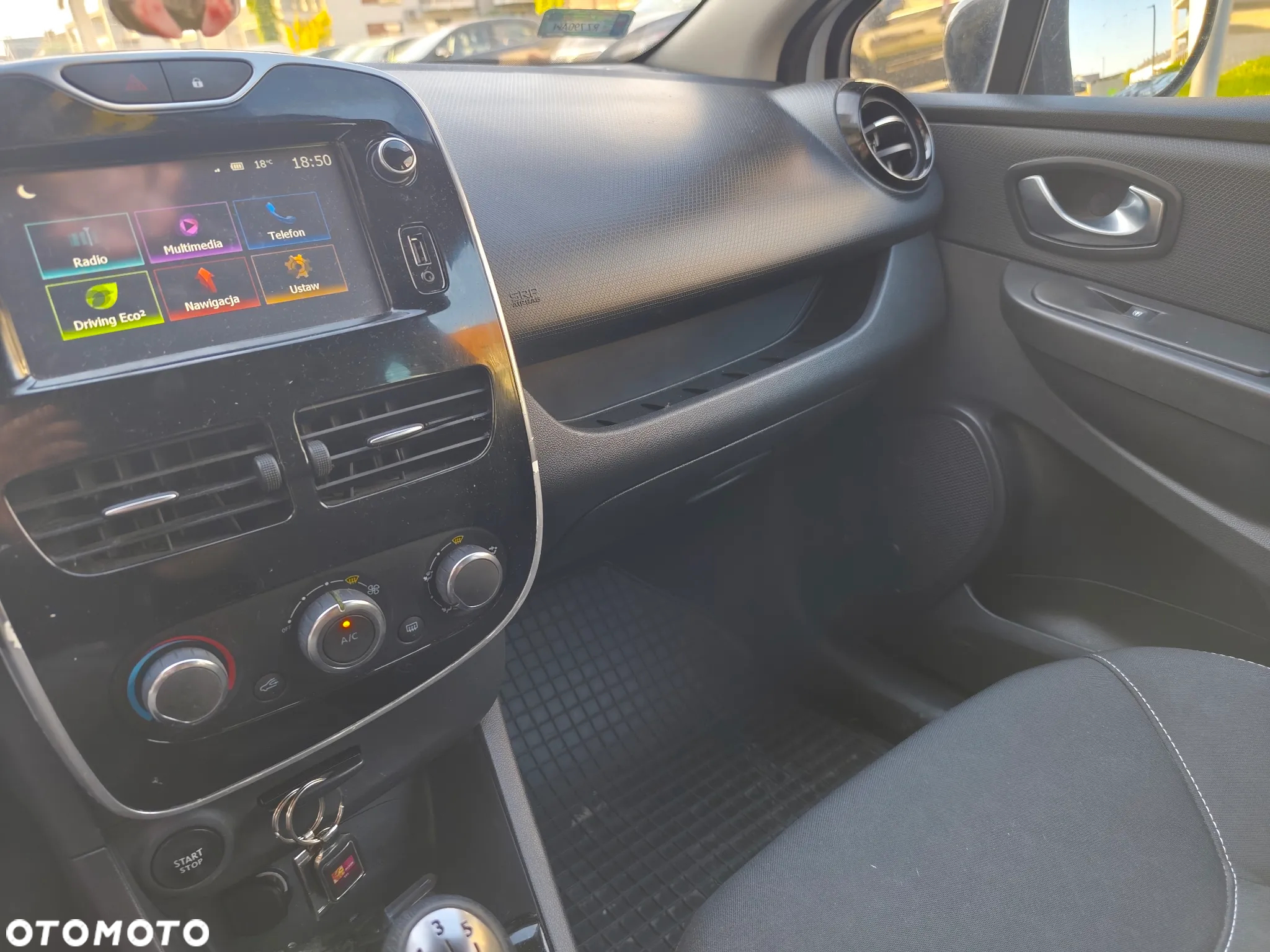 Renault Clio 1.5 dCi Alize - 32