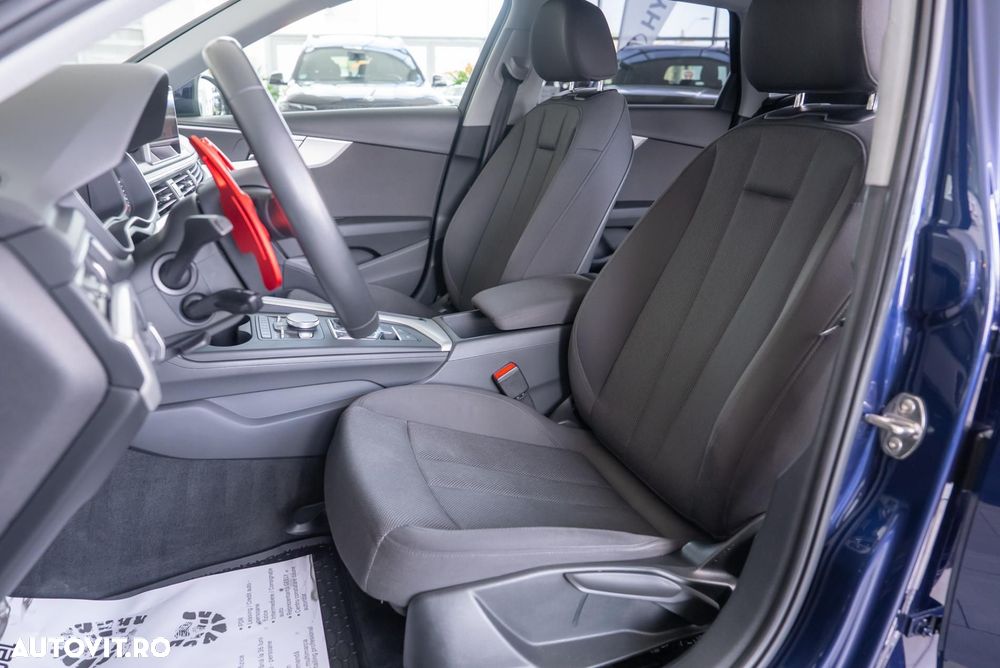 Audi A4 Avant 30 TDI S tronic - 20