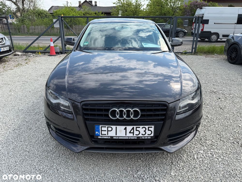 Audi A4 Limousine - 2