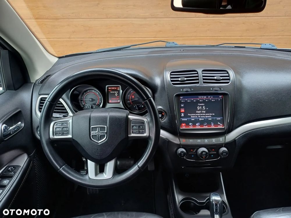 Dodge Journey - 11