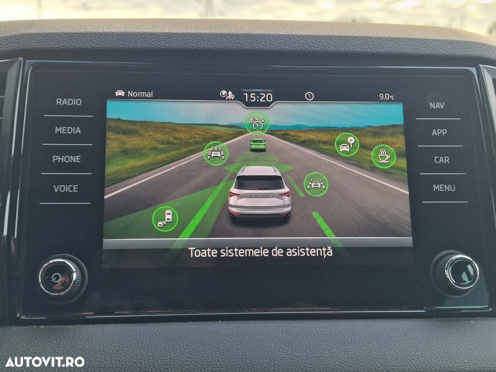 Skoda Karoq 2.0 TDI 4X4 DSG Sportline - 29