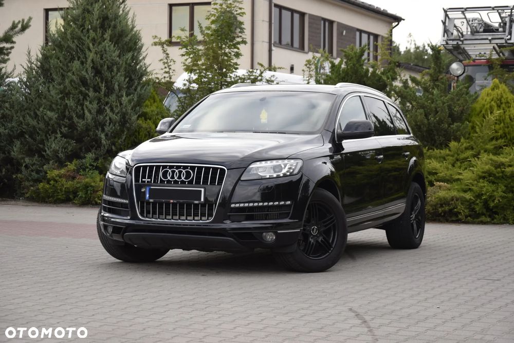 Audi Q7 - 1