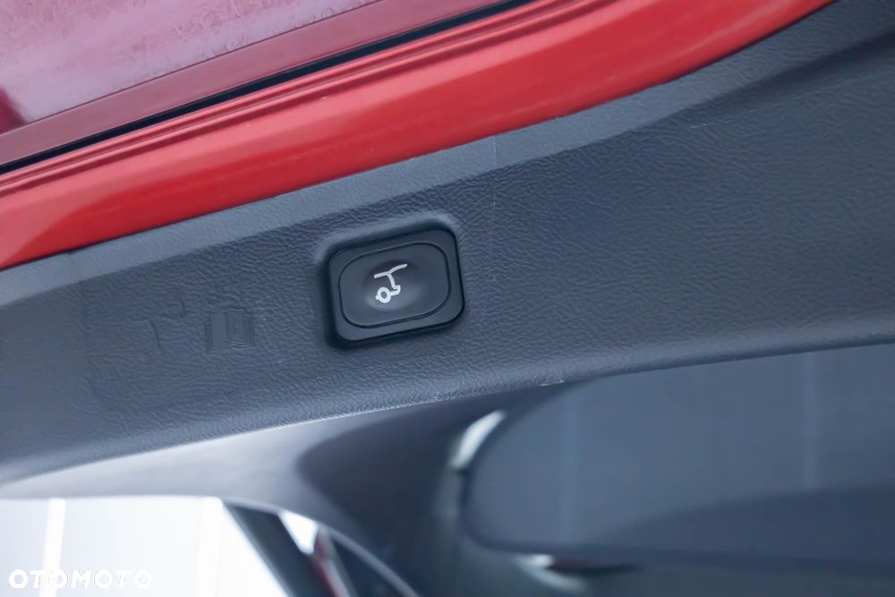 Ford S-Max 2.5 Duratec FHEV (7-Sitzer) ST-LINE - 41