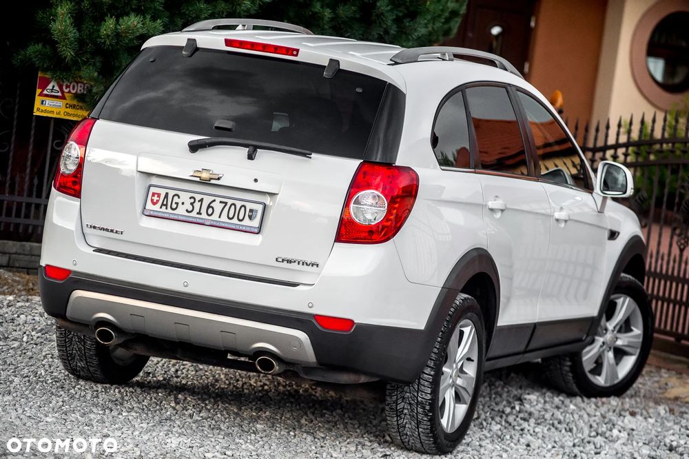 Chevrolet Captiva 2.4 AWD Automatik LT+ - 13