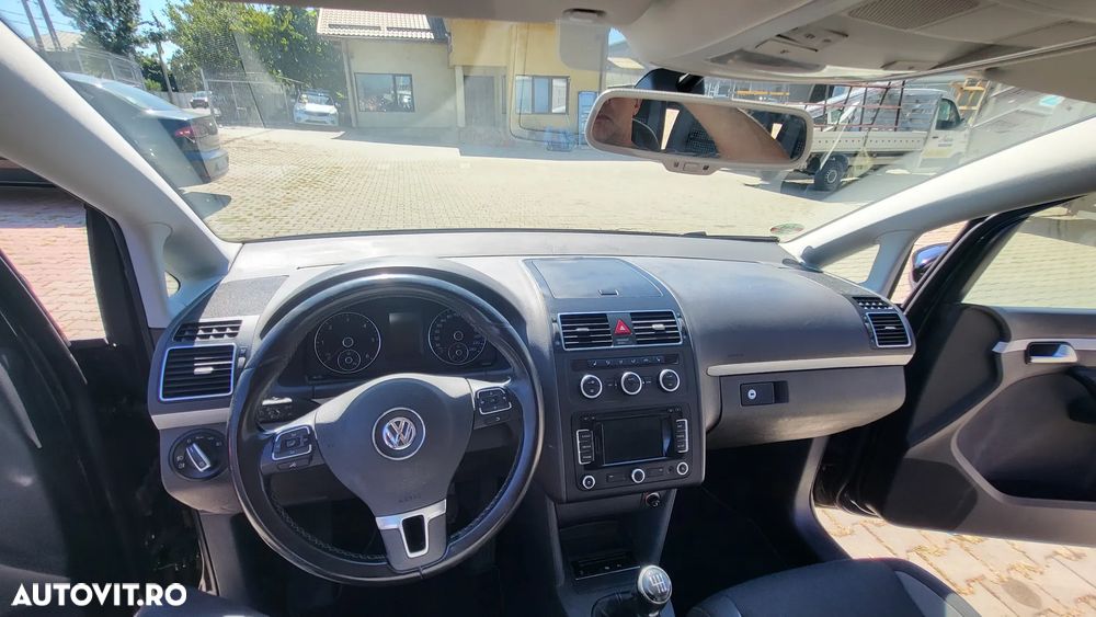 Volkswagen Touran 1.6 TDI DPF Life - 9