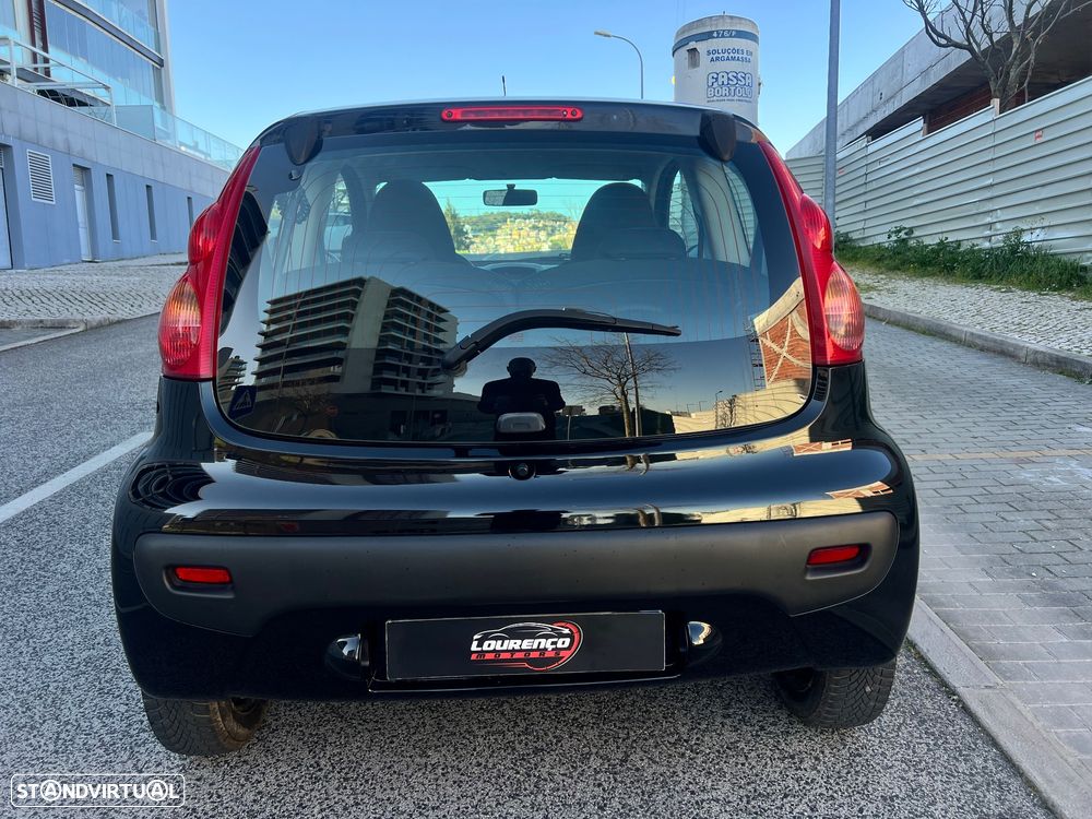 Peugeot 107 1.0 Millesim 200 - 10