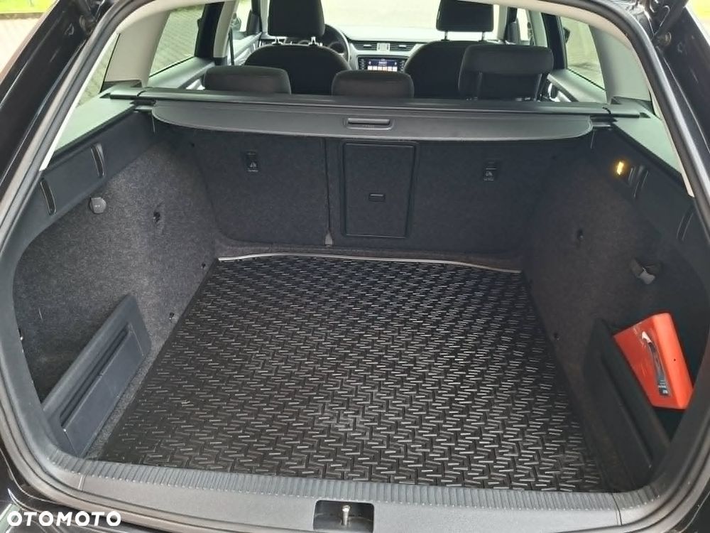 Skoda Octavia 1.5 TSI ACT Sport Edition - 12