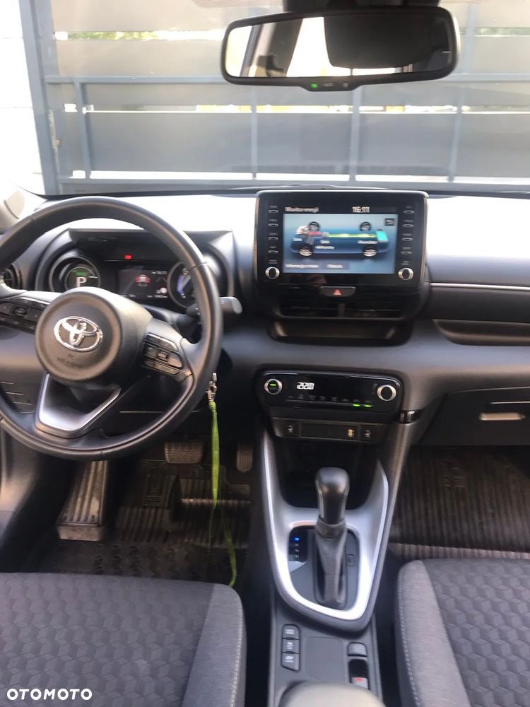Toyota Yaris Hybrid 1.5 Executive - 18