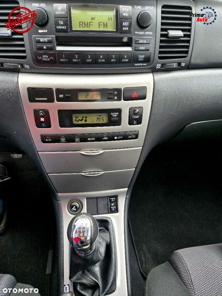 Toyota Corolla - 18