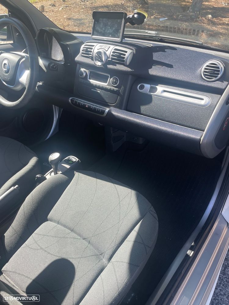 Smart ForTwo Coupé 1.0 mhd Passion 71 Softouch - 10