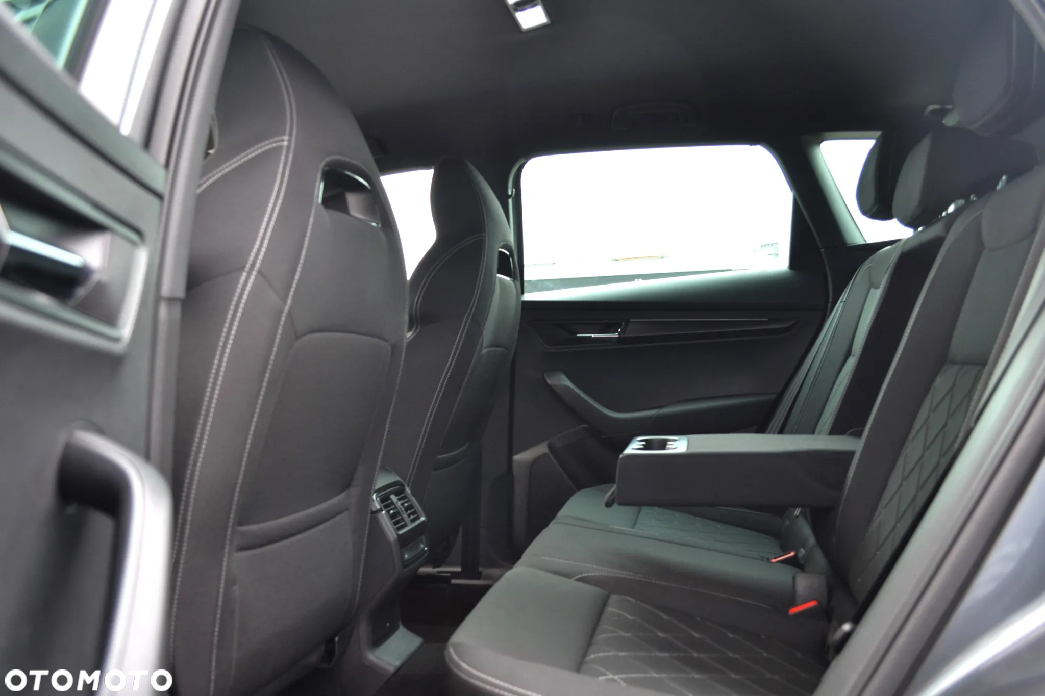 Skoda Karoq 1.5 TSI ACT Sportline DSG - 8