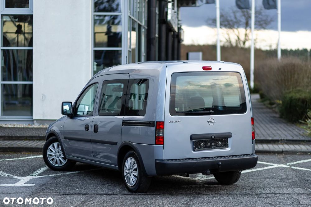 Opel Combo - 12