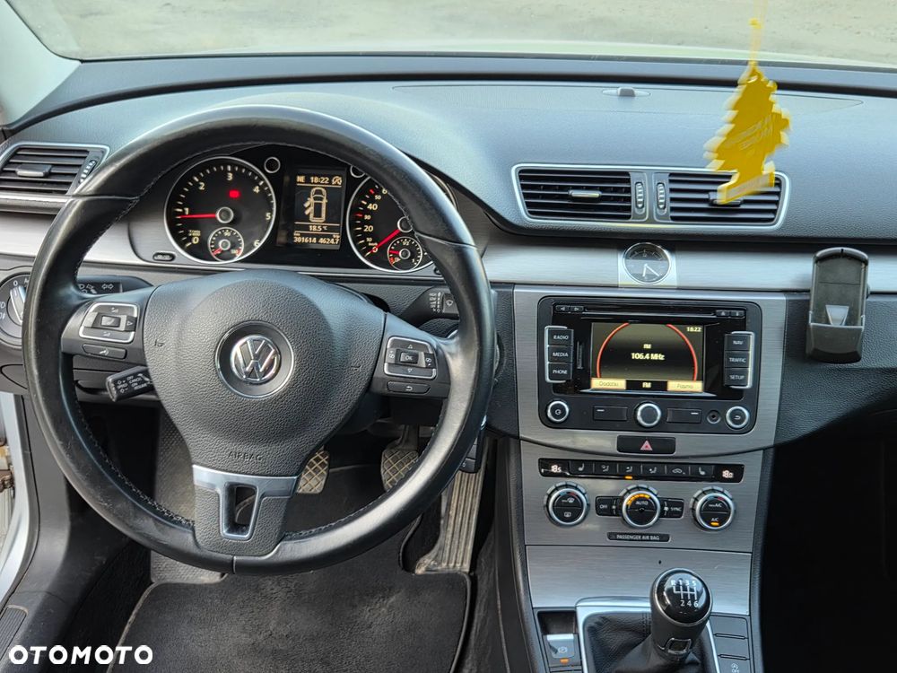 Volkswagen Passat Variant 2.0 TDI BlueMotion Technology Comfortline - 6