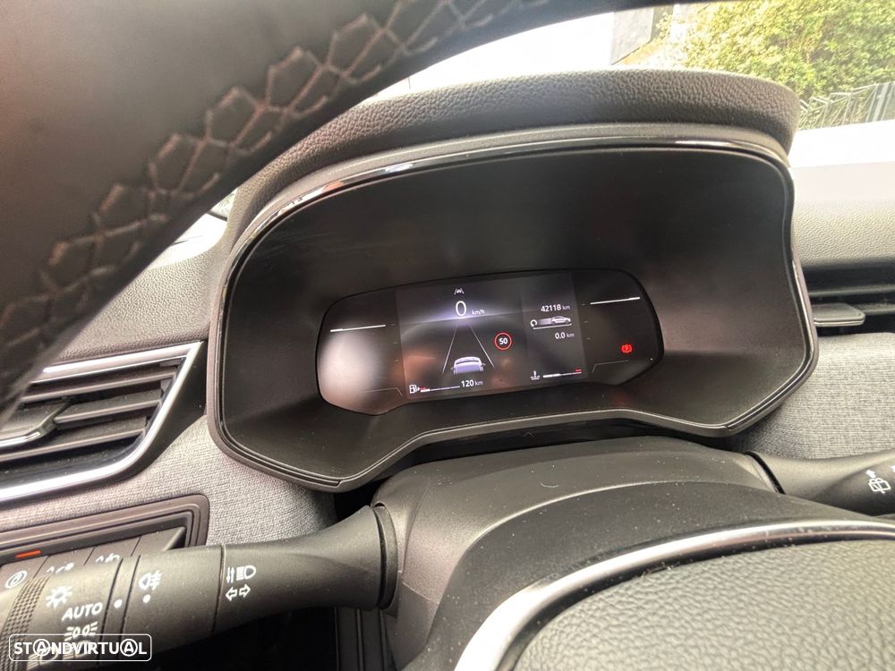 Renault Clio 1.5 Blue dCi Evolution - 27