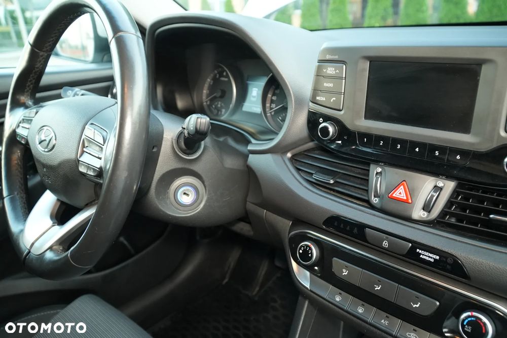 Hyundai i30 1.0 T-GDI GPF Classic + - 11