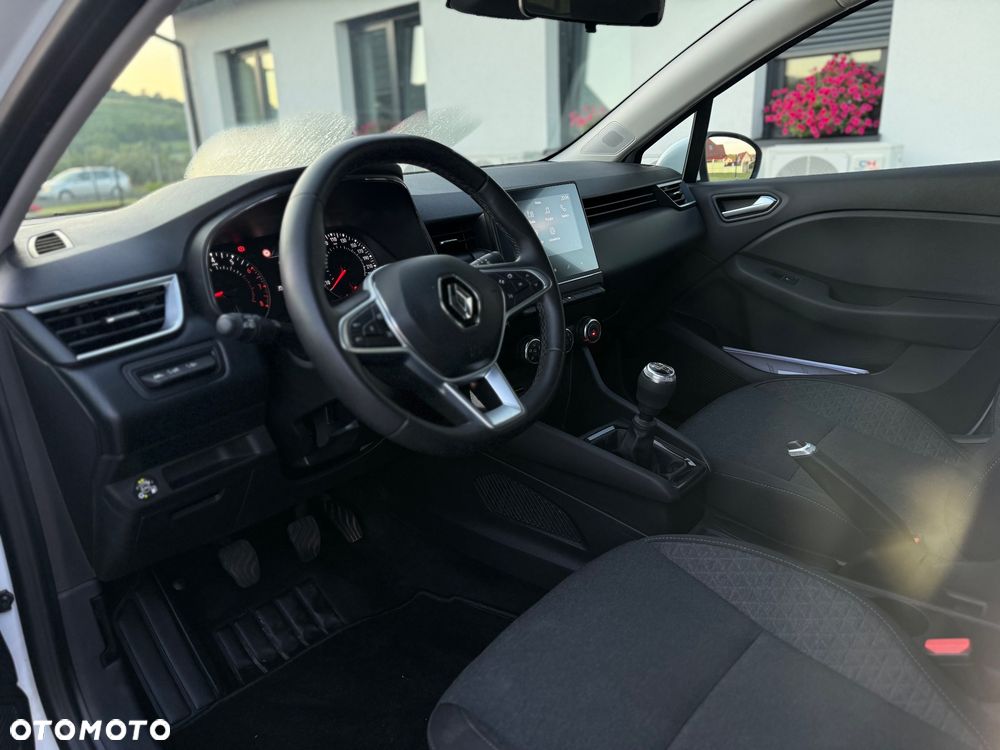 Renault Clio TCe 100 BUSINESS EDITION - 35