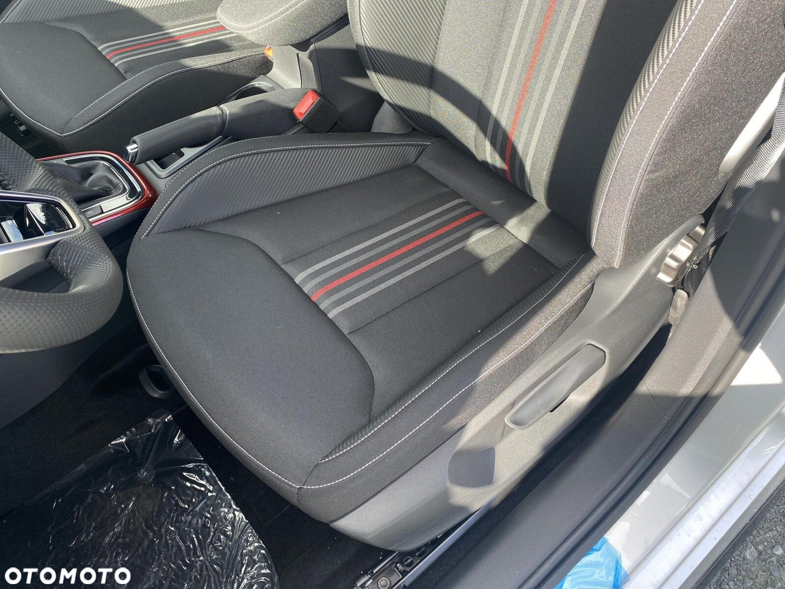 Skoda Fabia 1.0 TSI Monte Carlo DSG - 12