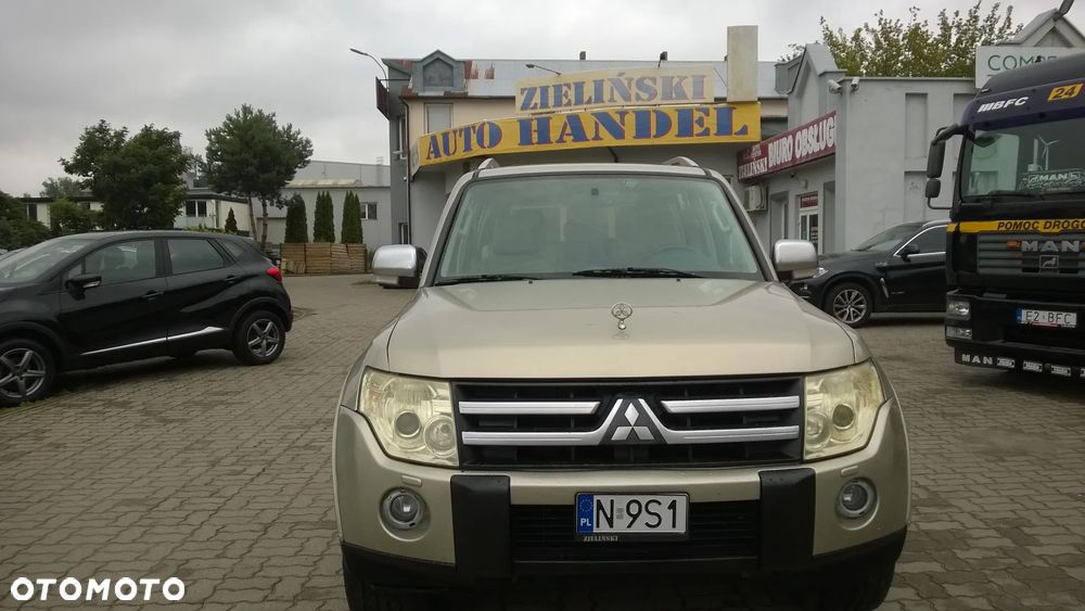 Mitsubishi Pajero 3.8 V6 Automatik Instyle - 10