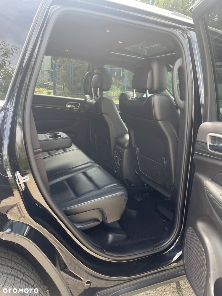 Jeep Grand Cherokee - 20