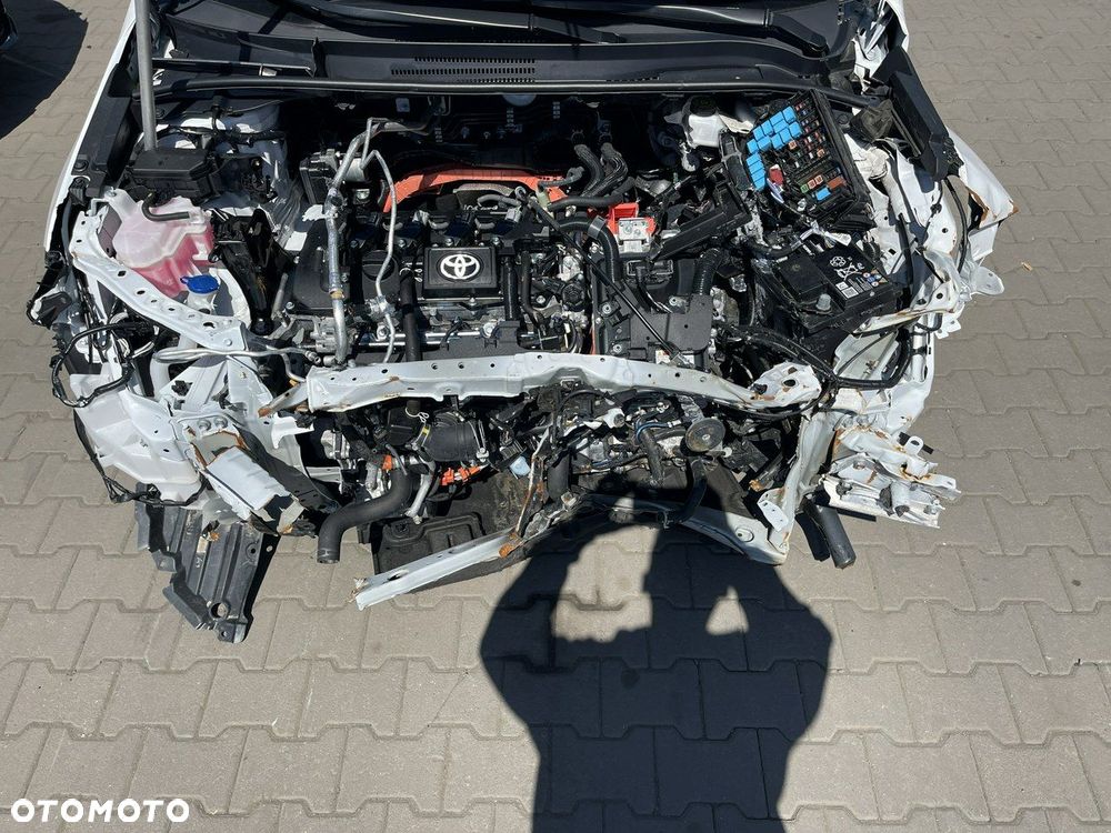 Toyota Corolla 1.8 Hybrid Comfort - 12