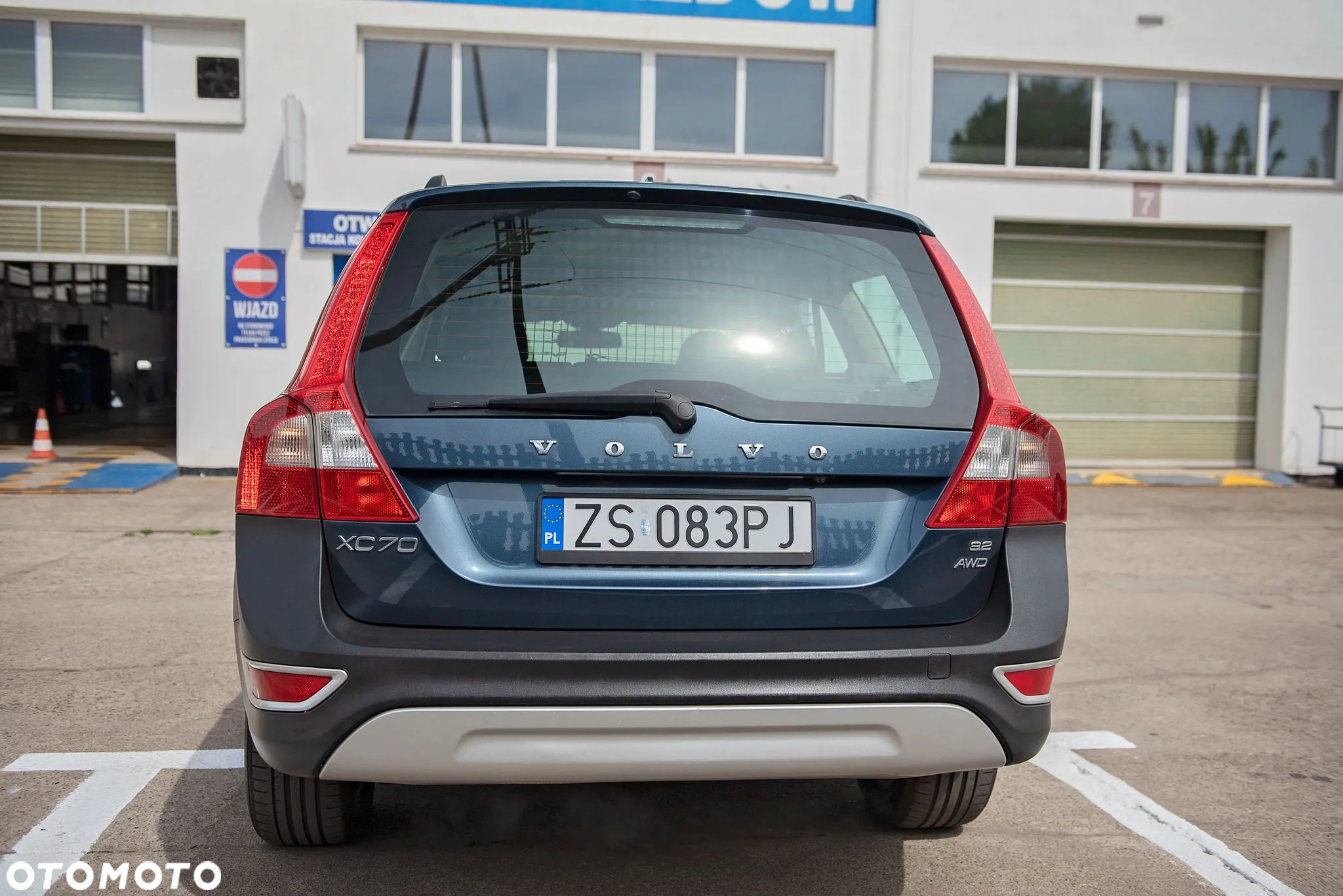 Volvo XC 70 3.2 AWD Summum - 4