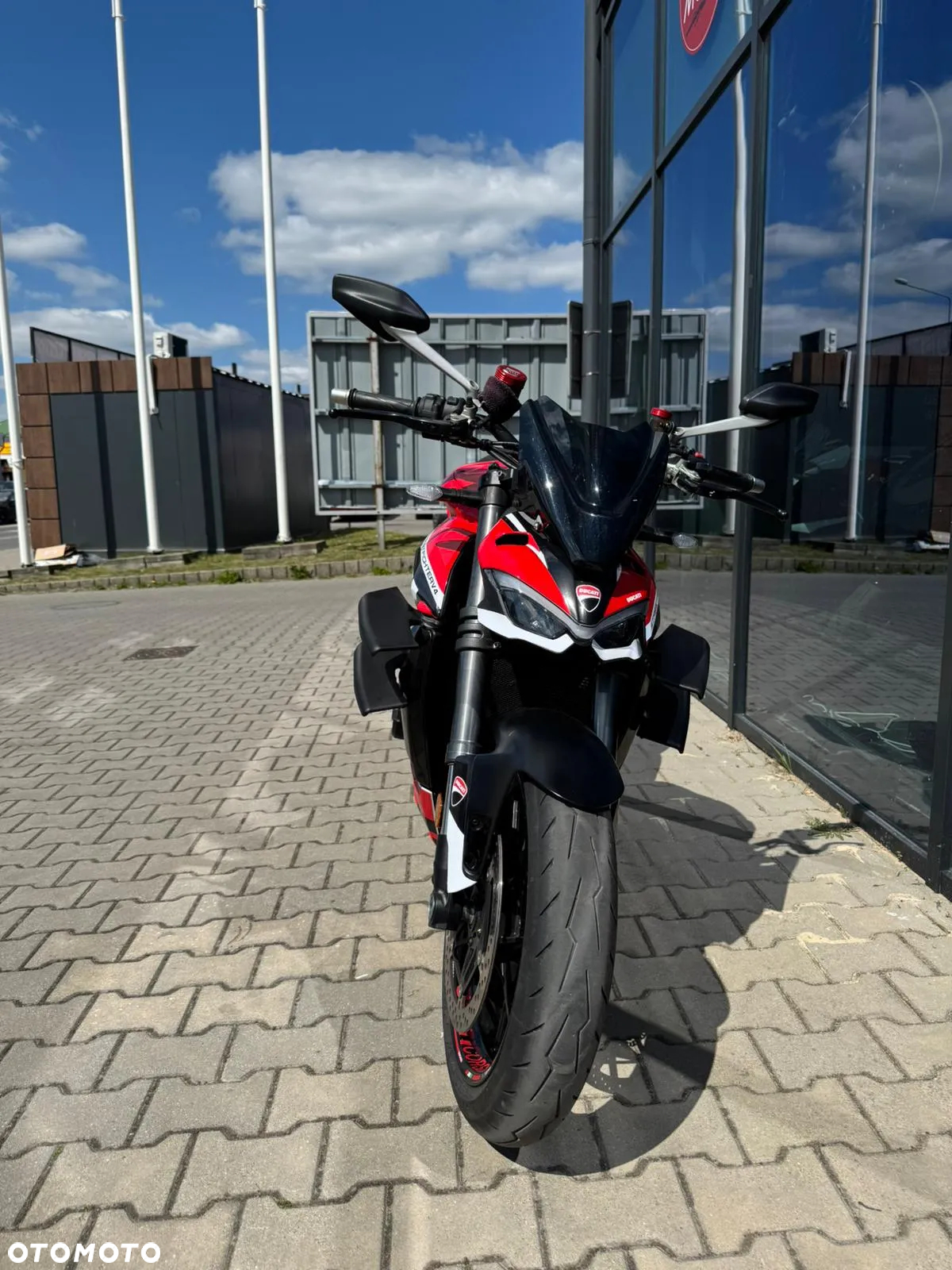 Ducati Streetfighter V4 - 11