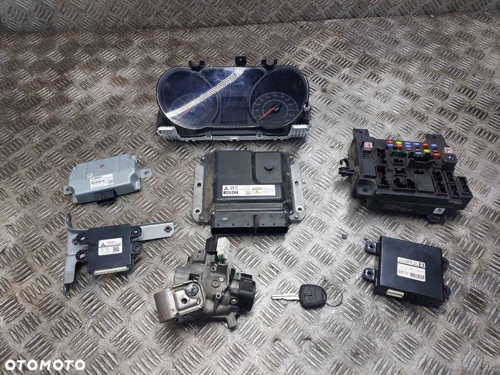 ZESTAW STARTOWY MITSUBISHI ASX I 1.8 DID 1860B422 8637A641 8100B455 - 1