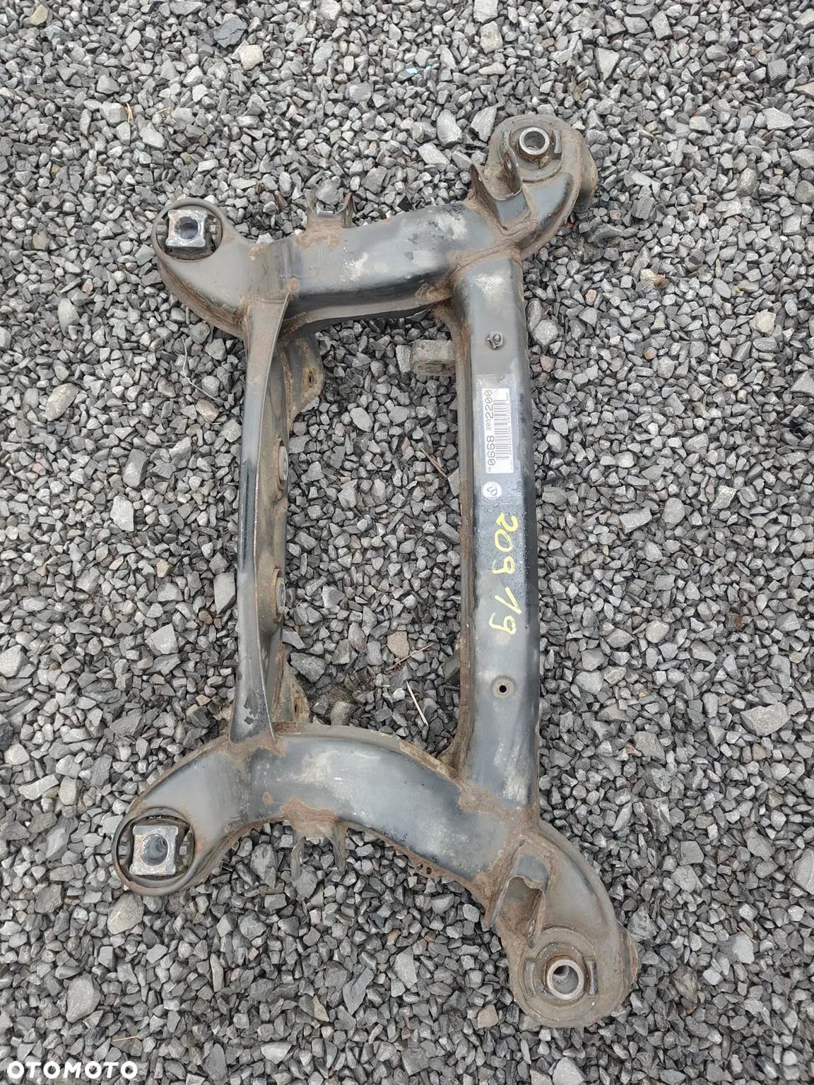 MERCEDES W203 W209 CLK SANKI TYLNE ŁAWA WÓZEK KOŁYSKA BELKA 2033501894 - 1