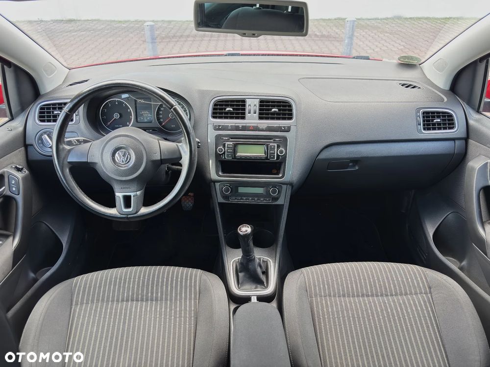 Volkswagen Polo 1.4 16V Highline - 17