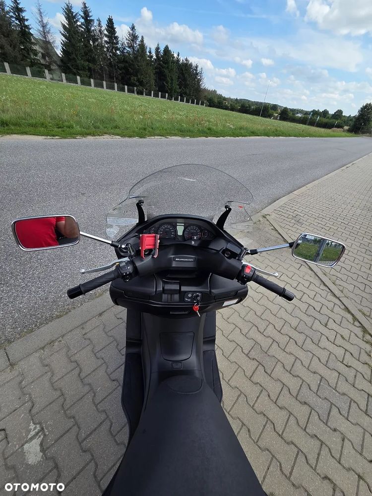 Suzuki Burgman - 7