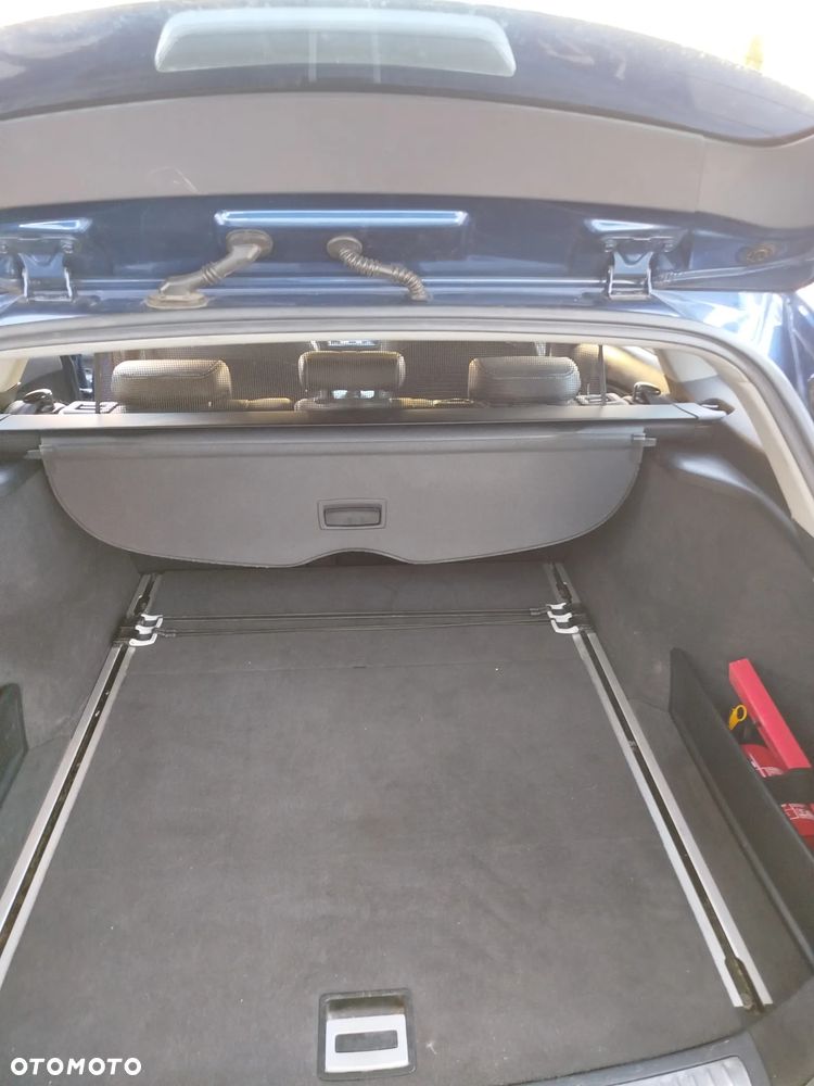 Toyota Avensis 1.8 Premium - 14