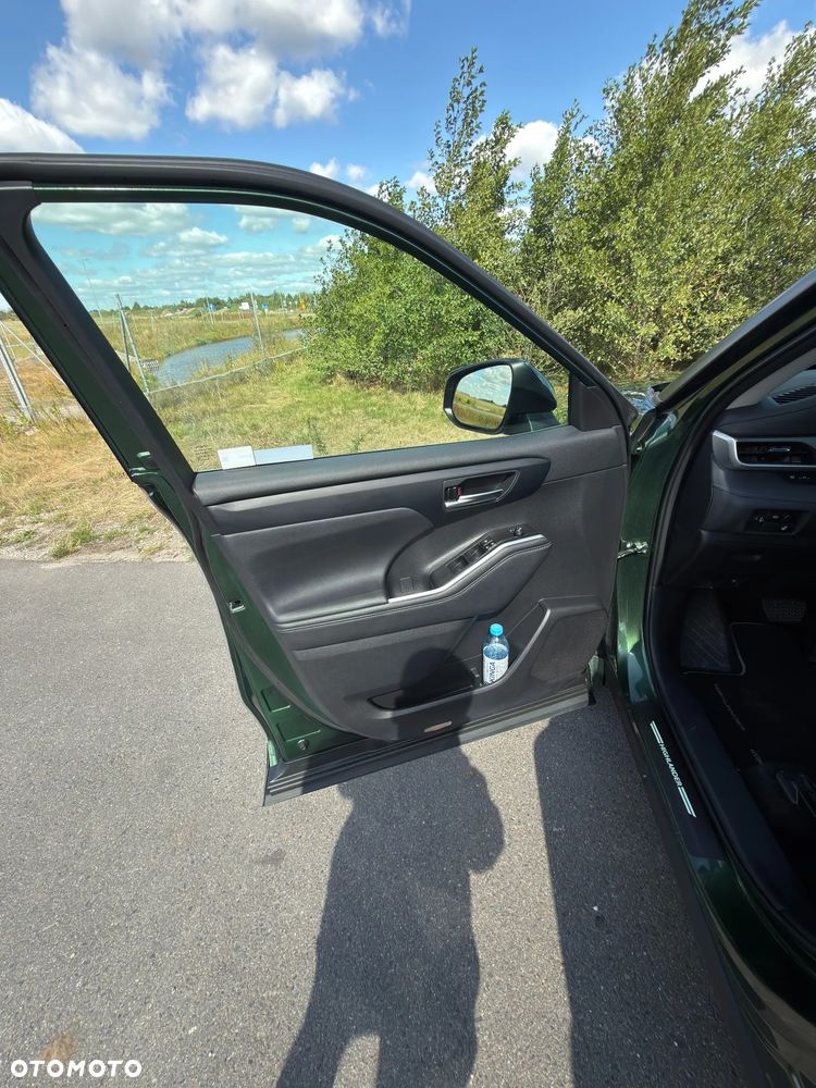 Toyota Highlander 2.5 Hybrid Comfort - 17