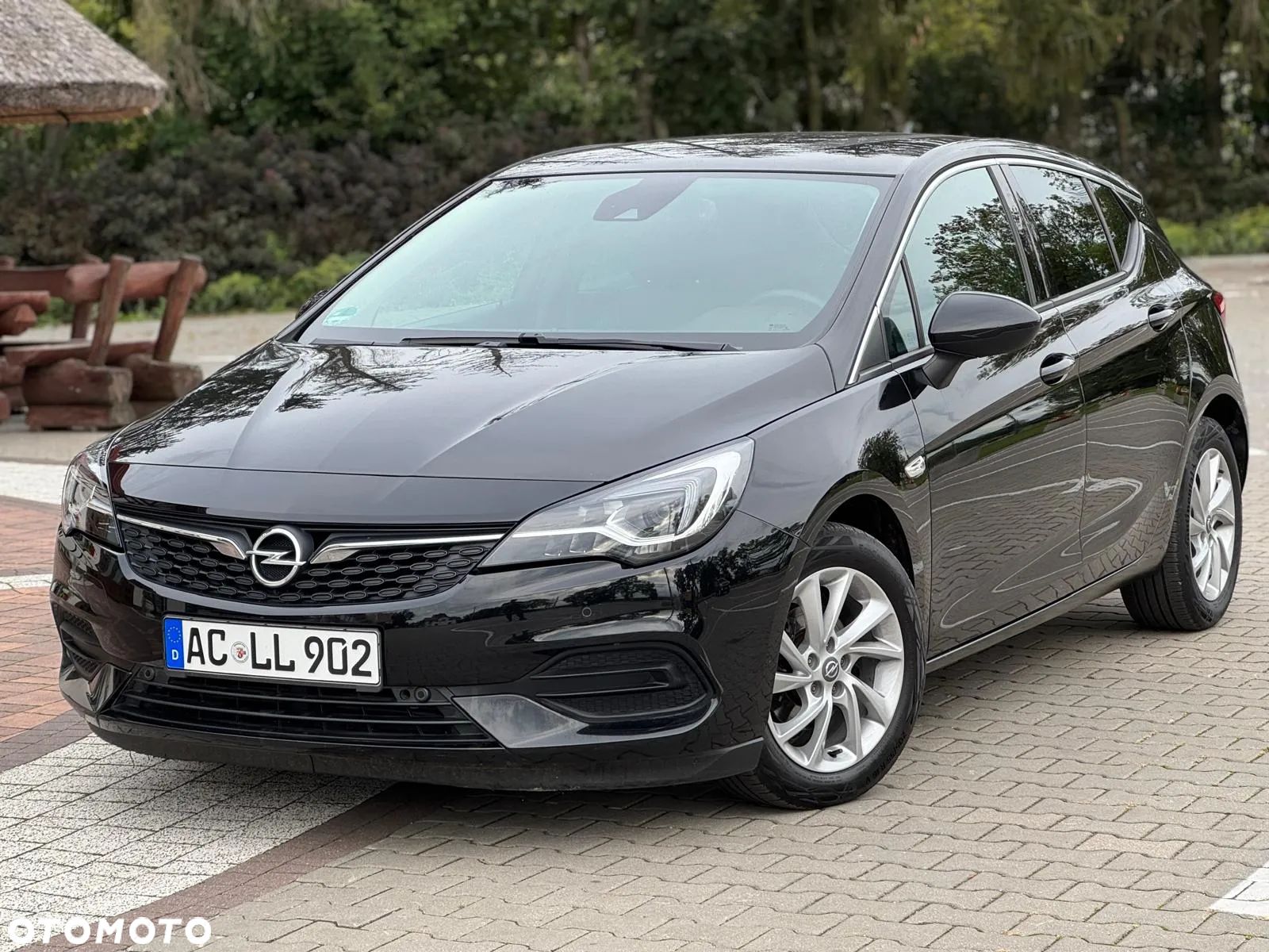 Opel Astra 1.2 Turbo Start/Stop Edition - 1