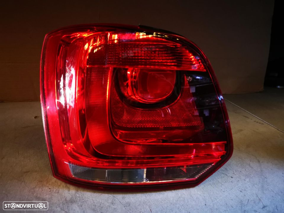 VW POLO 6R FAROLIM ESQUERDO - FT169 - 2