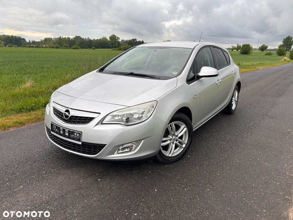 Opel Astra 1.4 T Cosmo - 1
