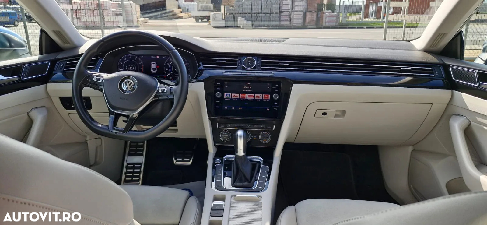 Volkswagen ARTEON 2.0 TSI DSG Elegance - 2