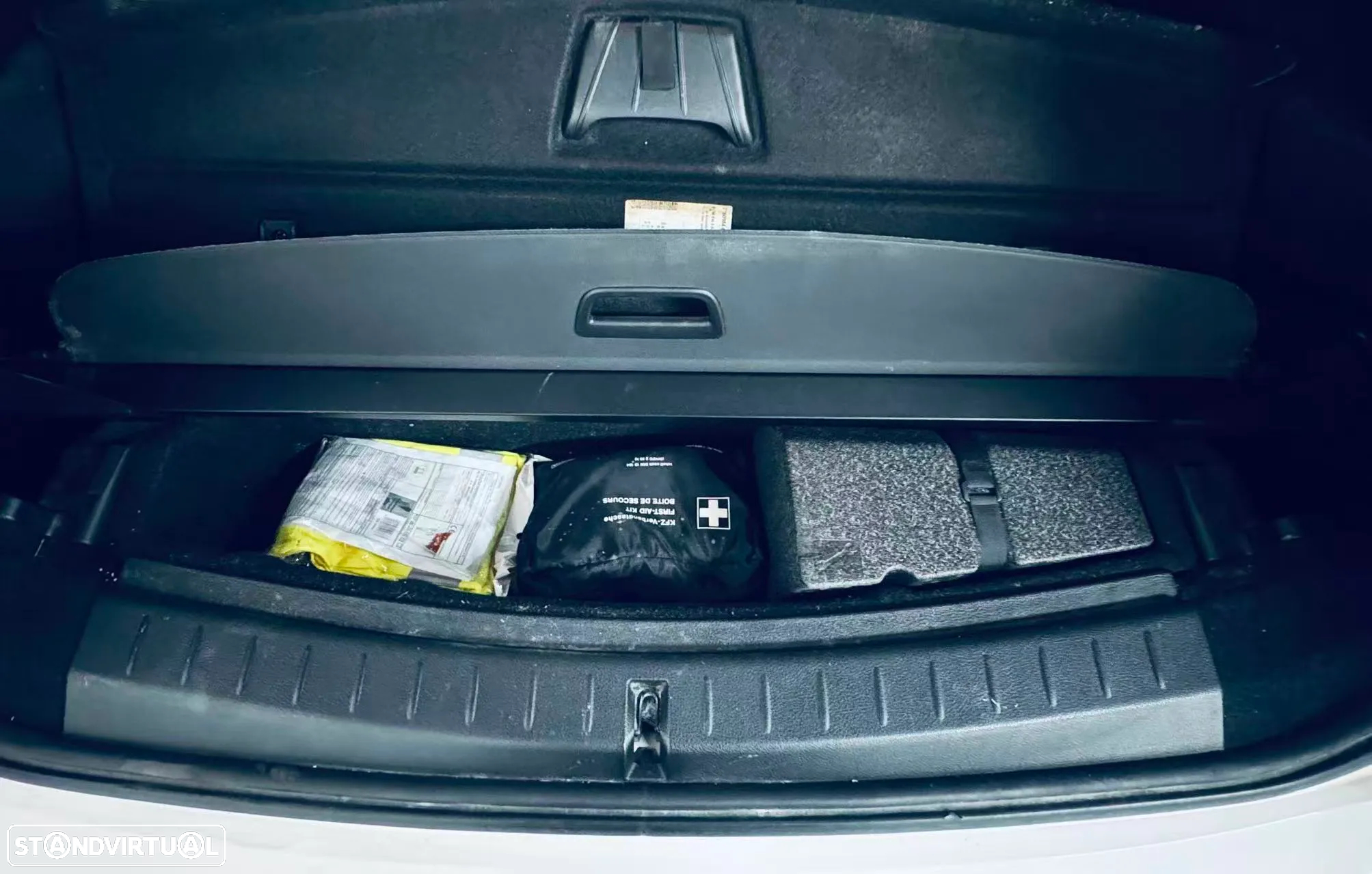 BMW 216 Gran Tourer d 7L Line Luxury Auto - 11