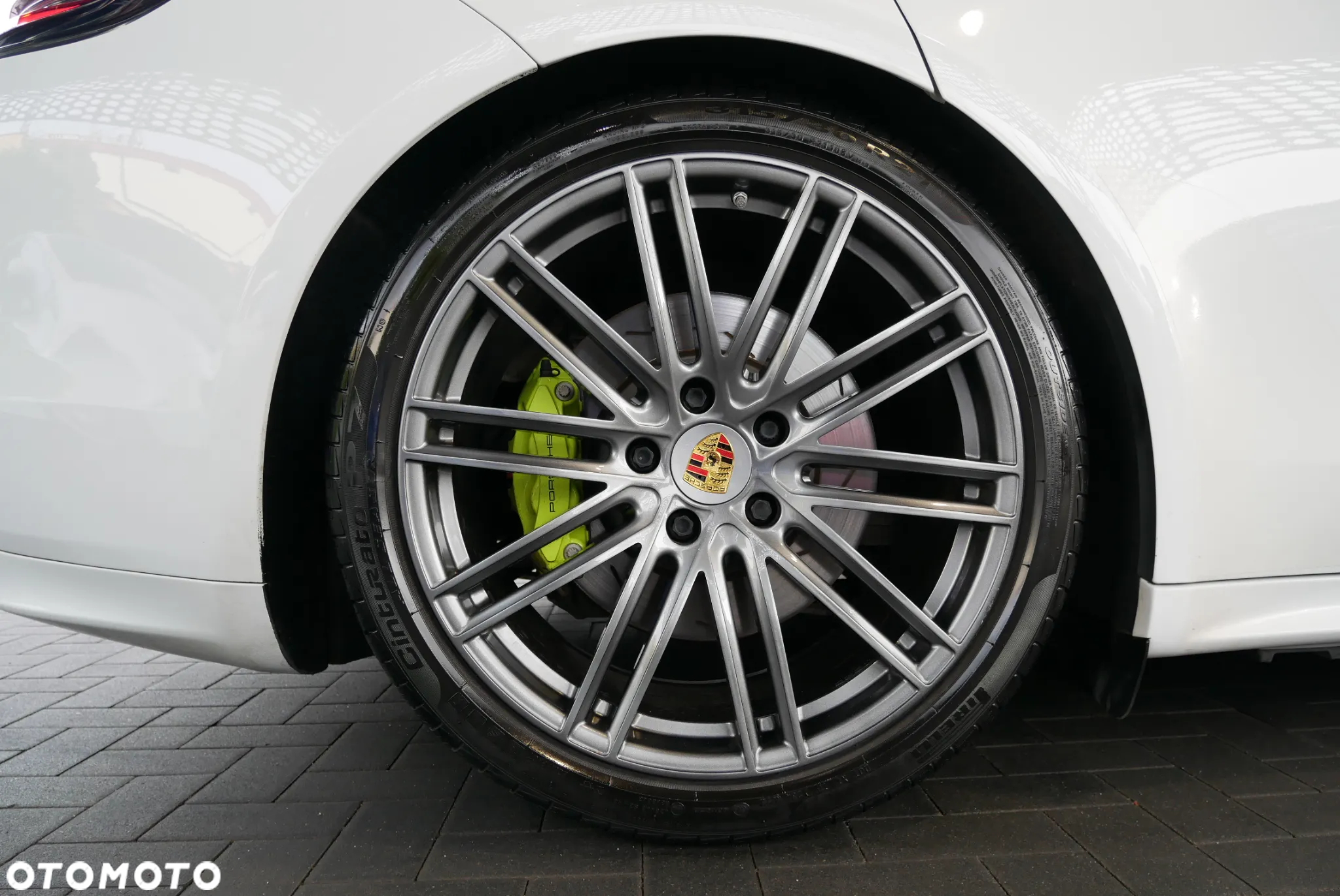 Porsche Panamera - 37