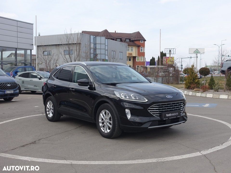 Ford Kuga - 3
