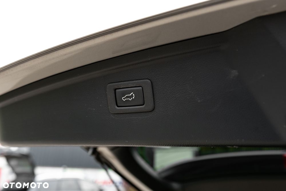 Subaru Outback 2.5RC NAV - 22